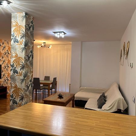 Vut El Parque -Con Piscina En Verano - Aparcamiento En Calle Y Parking Gratis En El Centro Сьюдад-Реаль Екстер'єр фото
