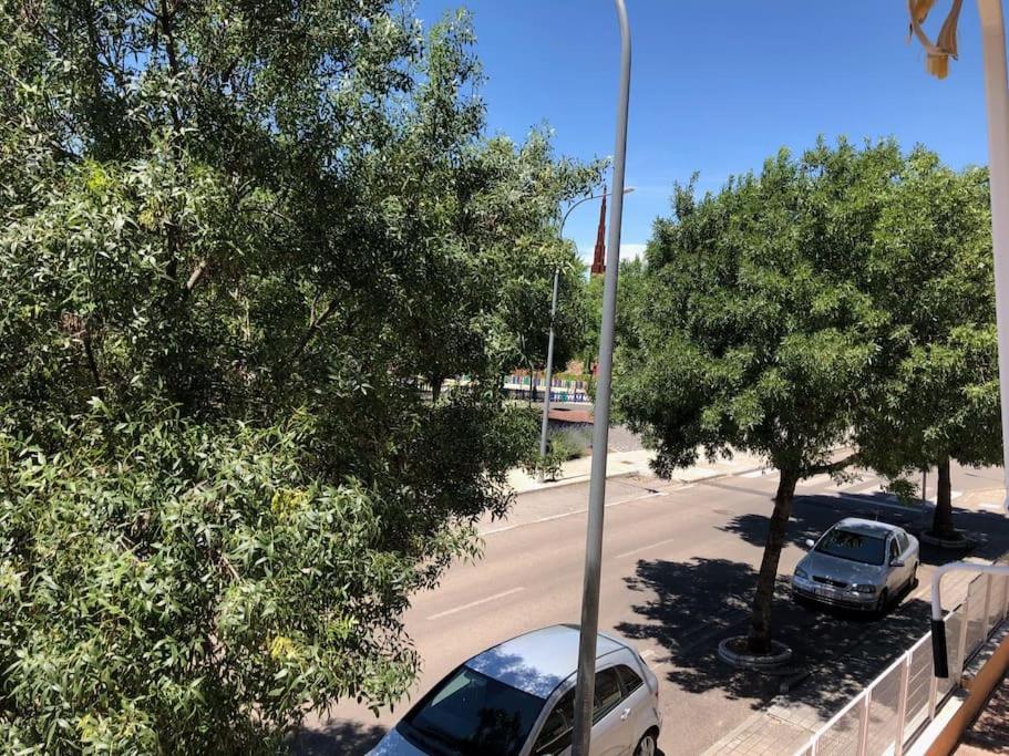 Vut El Parque -Con Piscina En Verano - Aparcamiento En Calle Y Parking Gratis En El Centro Сьюдад-Реаль Екстер'єр фото