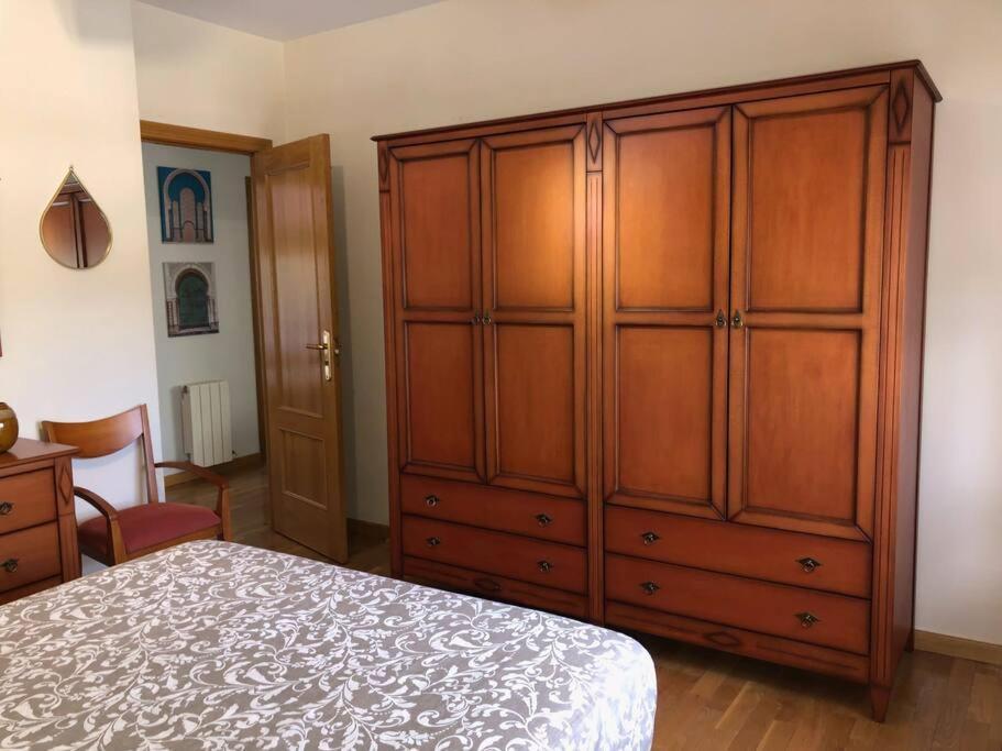 Vut El Parque -Con Piscina En Verano - Aparcamiento En Calle Y Parking Gratis En El Centro Сьюдад-Реаль Екстер'єр фото
